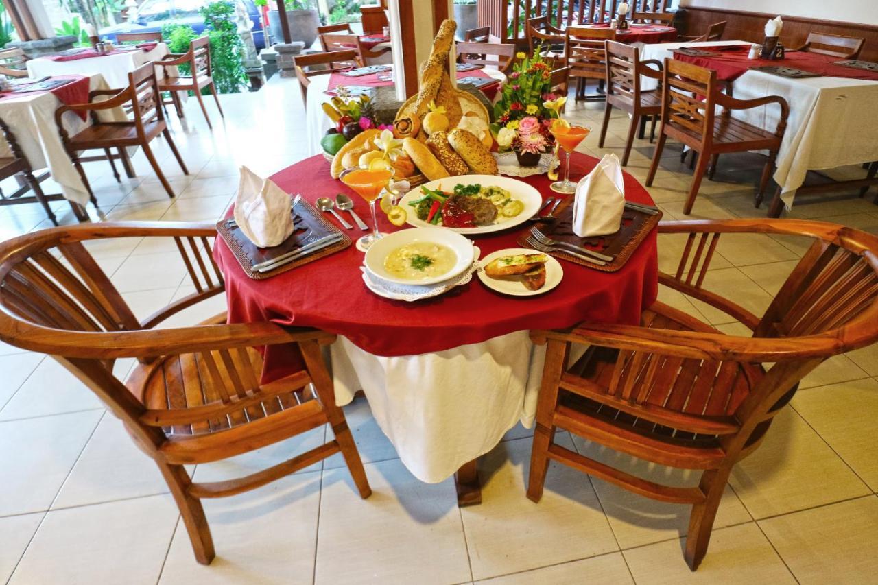 Hotel Sinar Bali Legian Zewnętrze zdjęcie